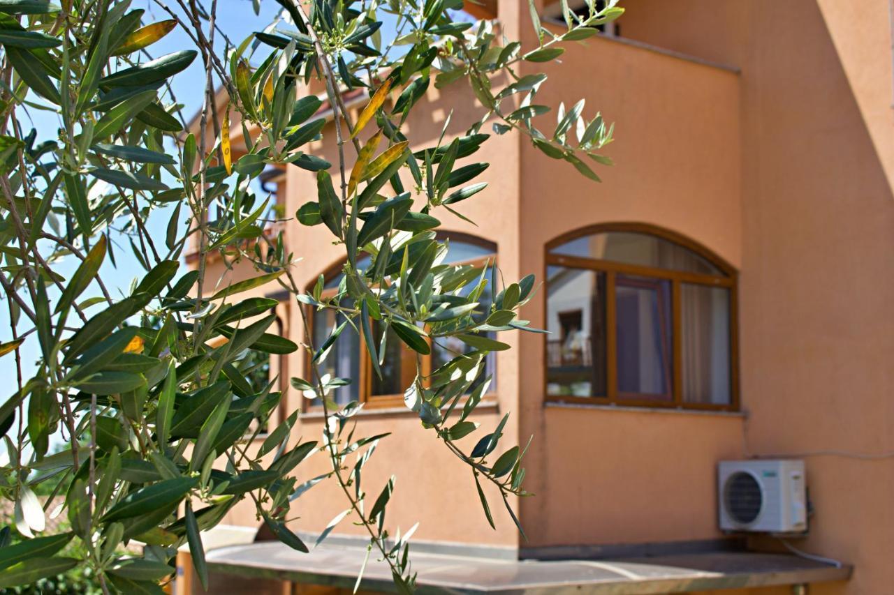 Apartments Kanegra Umago Exterior foto